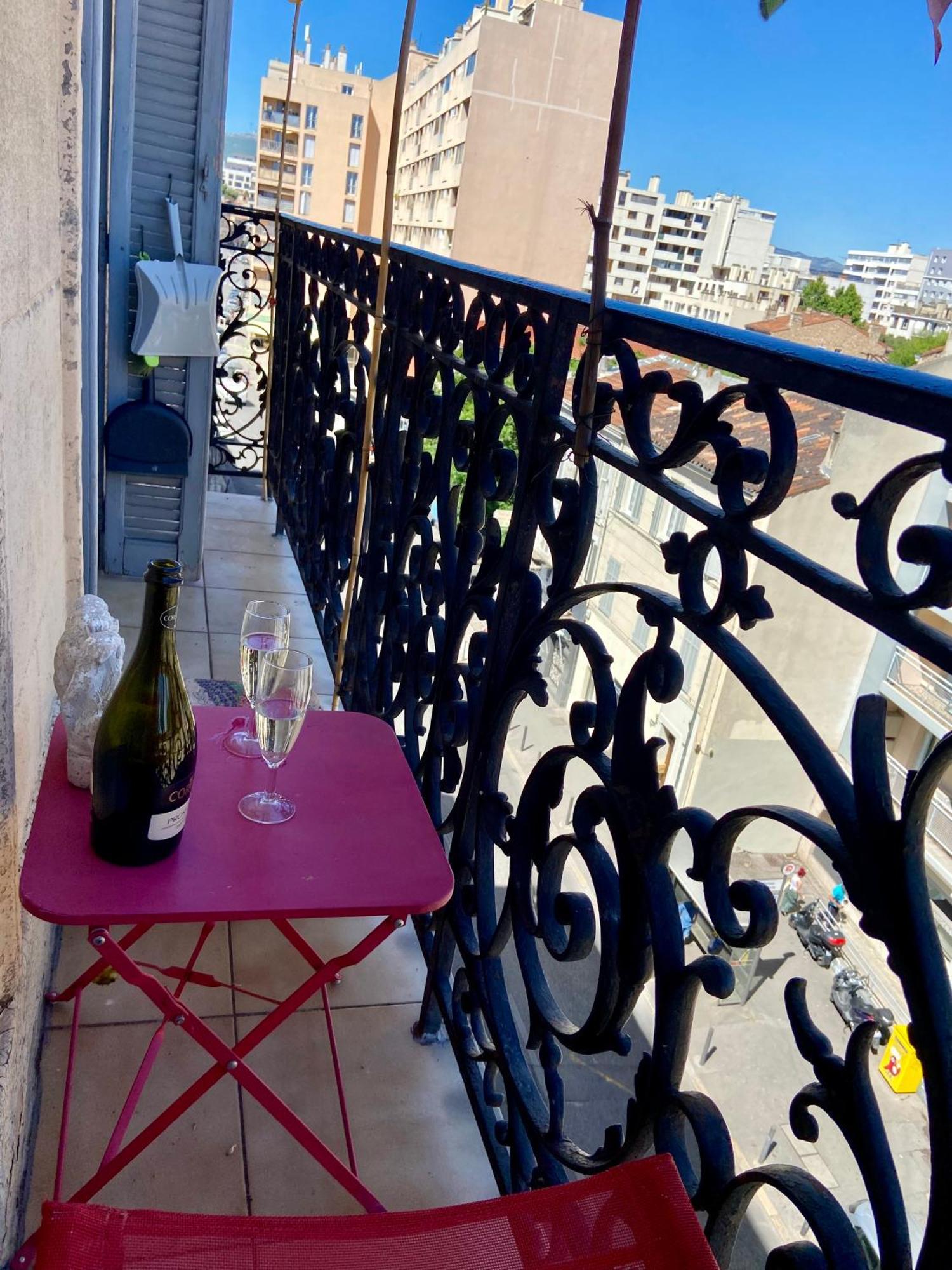 Logis Confortable - Accueillant Marseille Kültér fotó